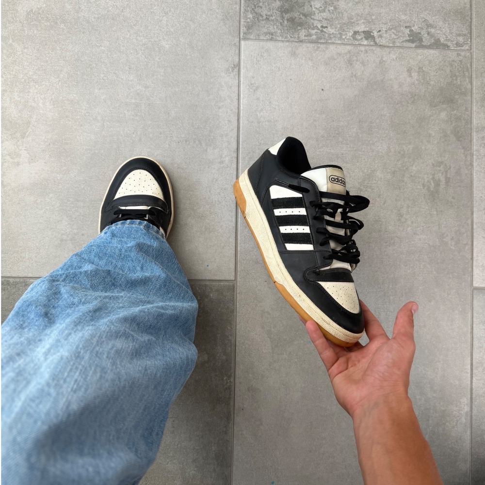 Adidas Rivalry Low Black White Gum Sole Sneakers Mens 9.5 IF8001 Samba Campus